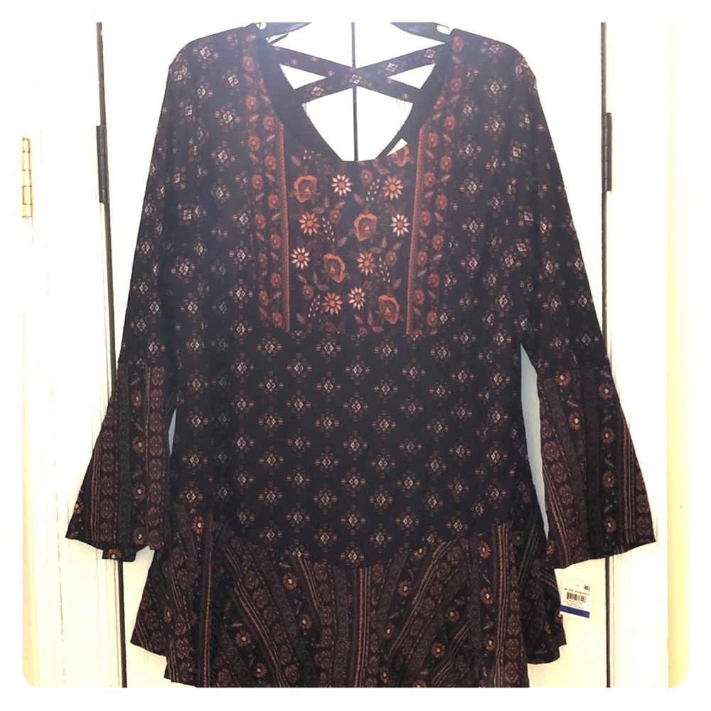 BNWT boho style top size XL
